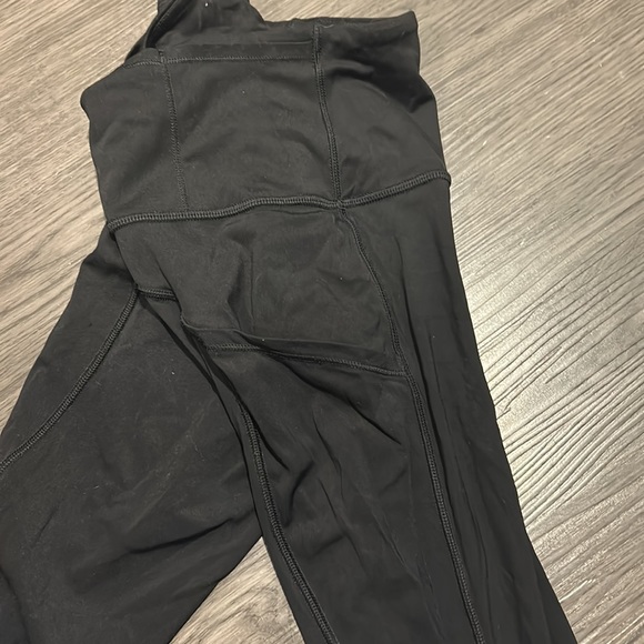 Black lululemon leggings - Picture 6 of 7